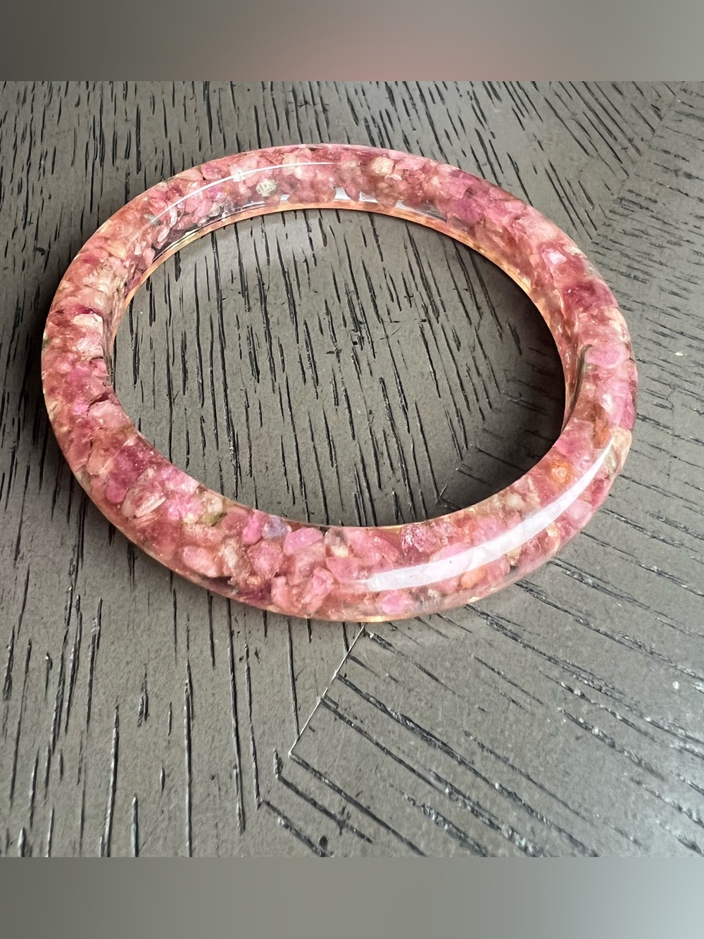 Pink tourmaline in resin hard bangle SIZE 62.1mm - Picture 6 of 10